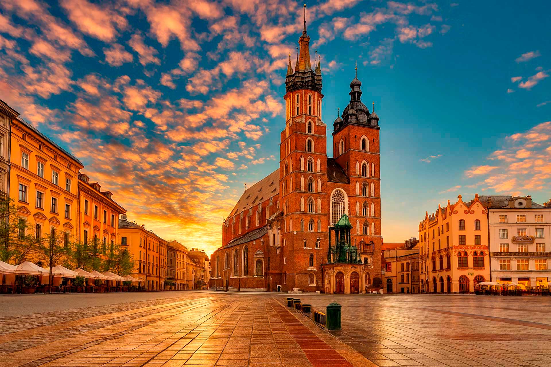 Poland Residence Permit 2026: Types, Requirements & How to Apply